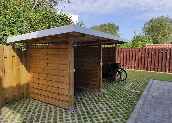 Hotel Boardinghouse Am Borkumkai Emden